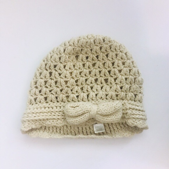 womens cream beanie hat